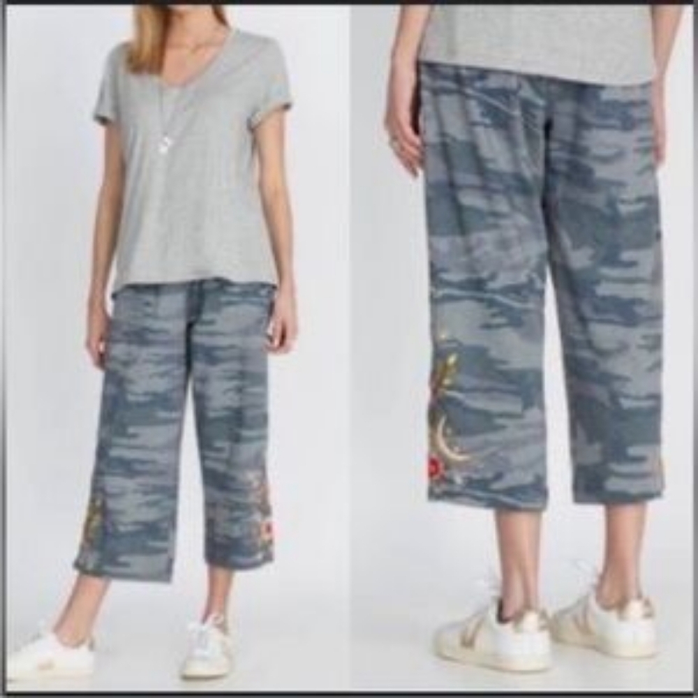 Johnny Was Lissa Cropped Embroidered Camo Wide Leg Pants In M